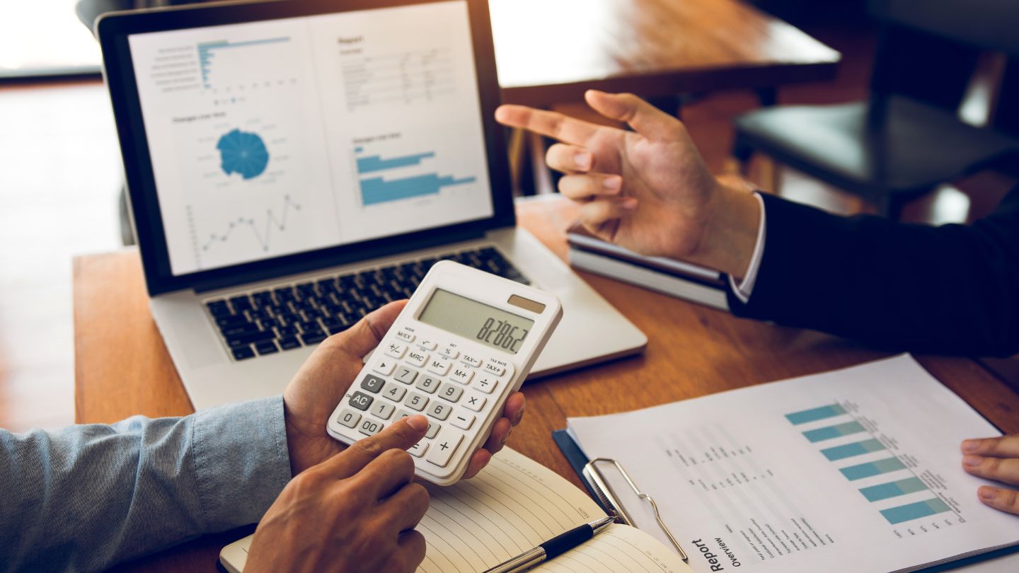 Analyzing Financial Data With A Calculator